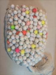 600 hraných golfových míčků 