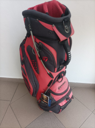 TaylorMade golfový bag na vozík