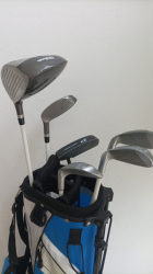 Wilson Deep Red dětský golfový set 12-14 let, pravý